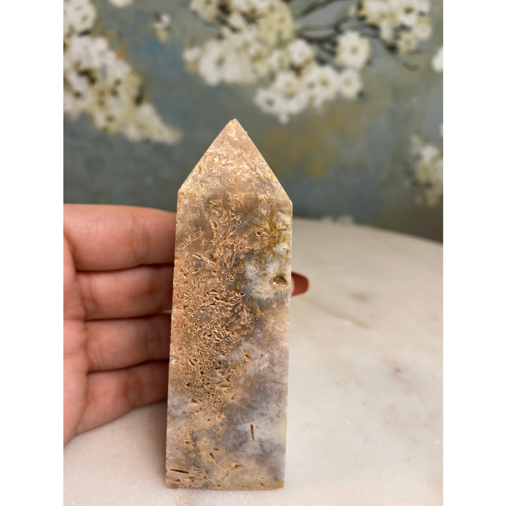 Pink amethyst tower point - Picture 8 of 10
